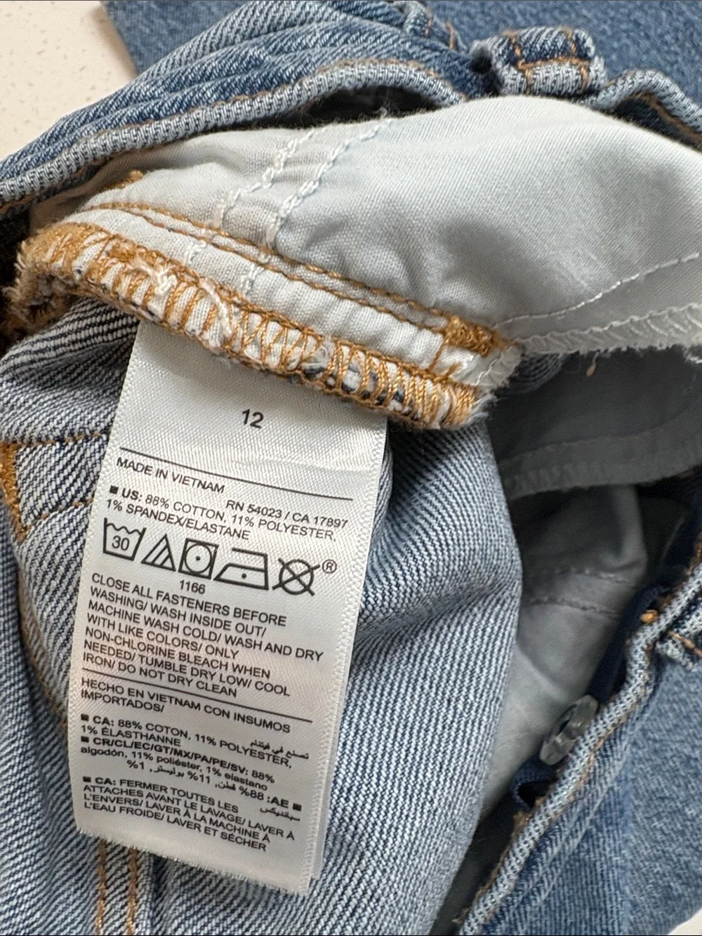 Old Navy Girls Mid-Rise Boot-cut Jeans Size 12